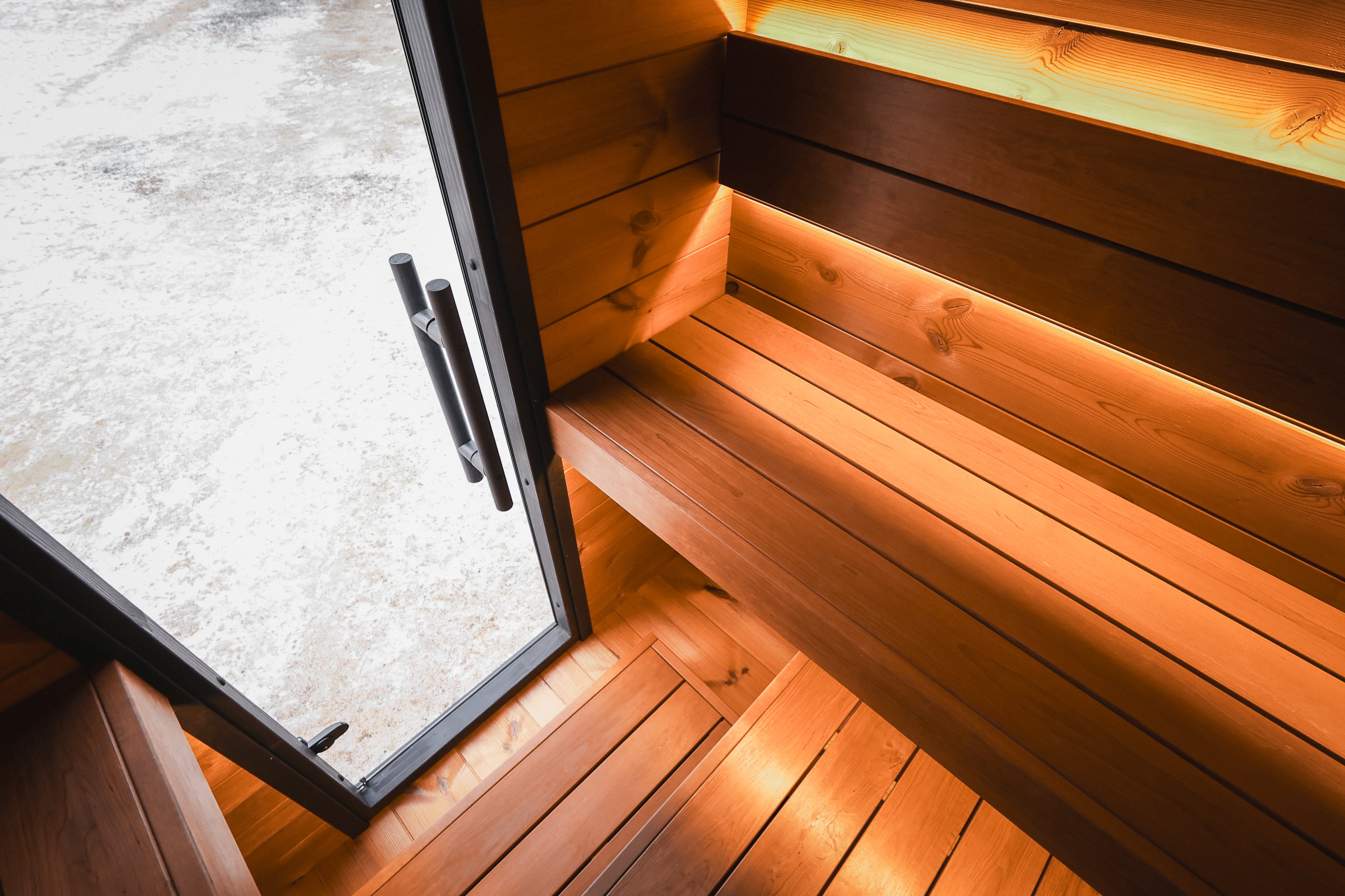 Leil Saunas Viva 180, 4-Person Outdoor Sauna