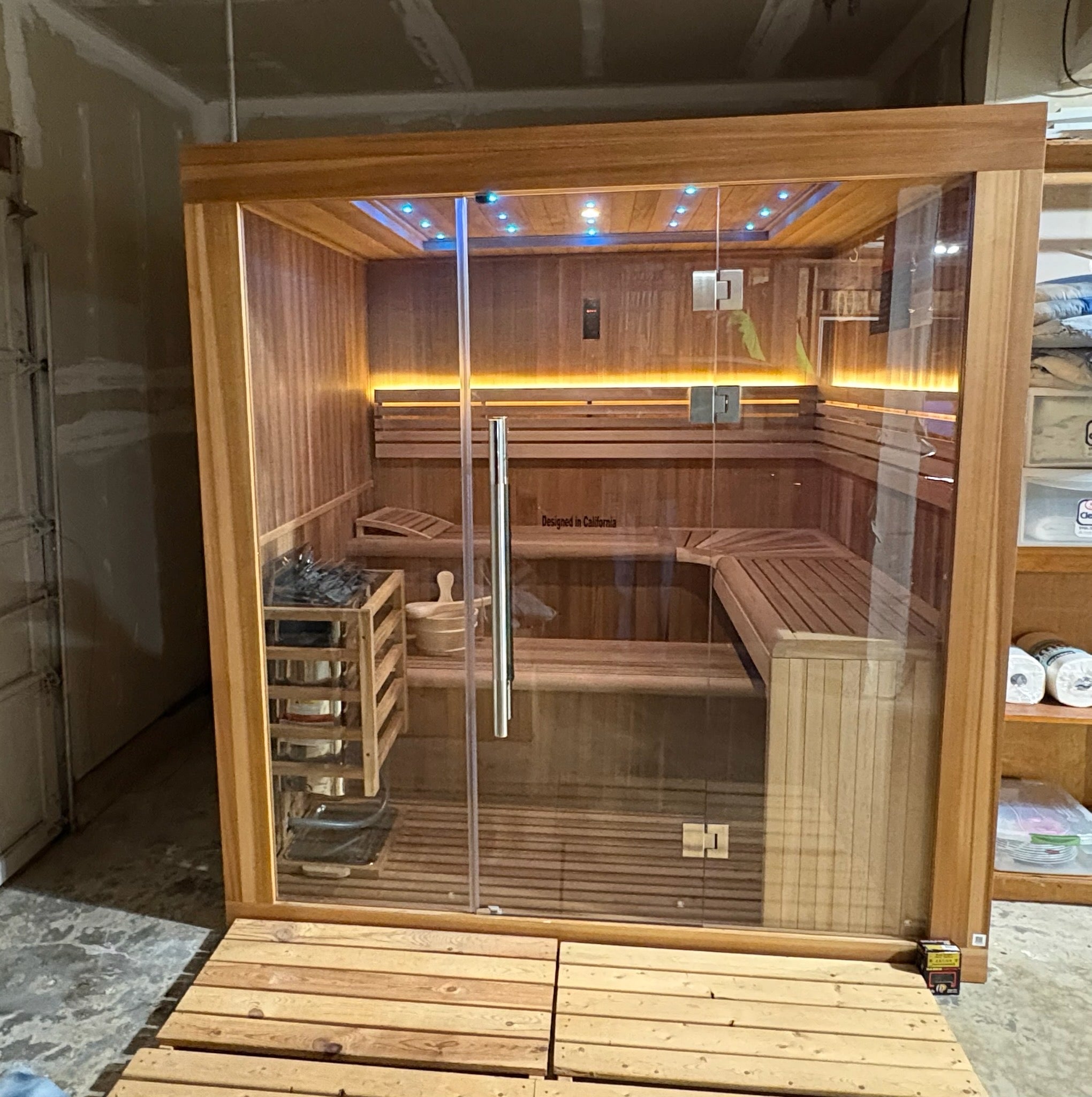 Golden Designs Oslo 6 - Person Indoor & Outdoor Cedar Sauna - NW Immersion