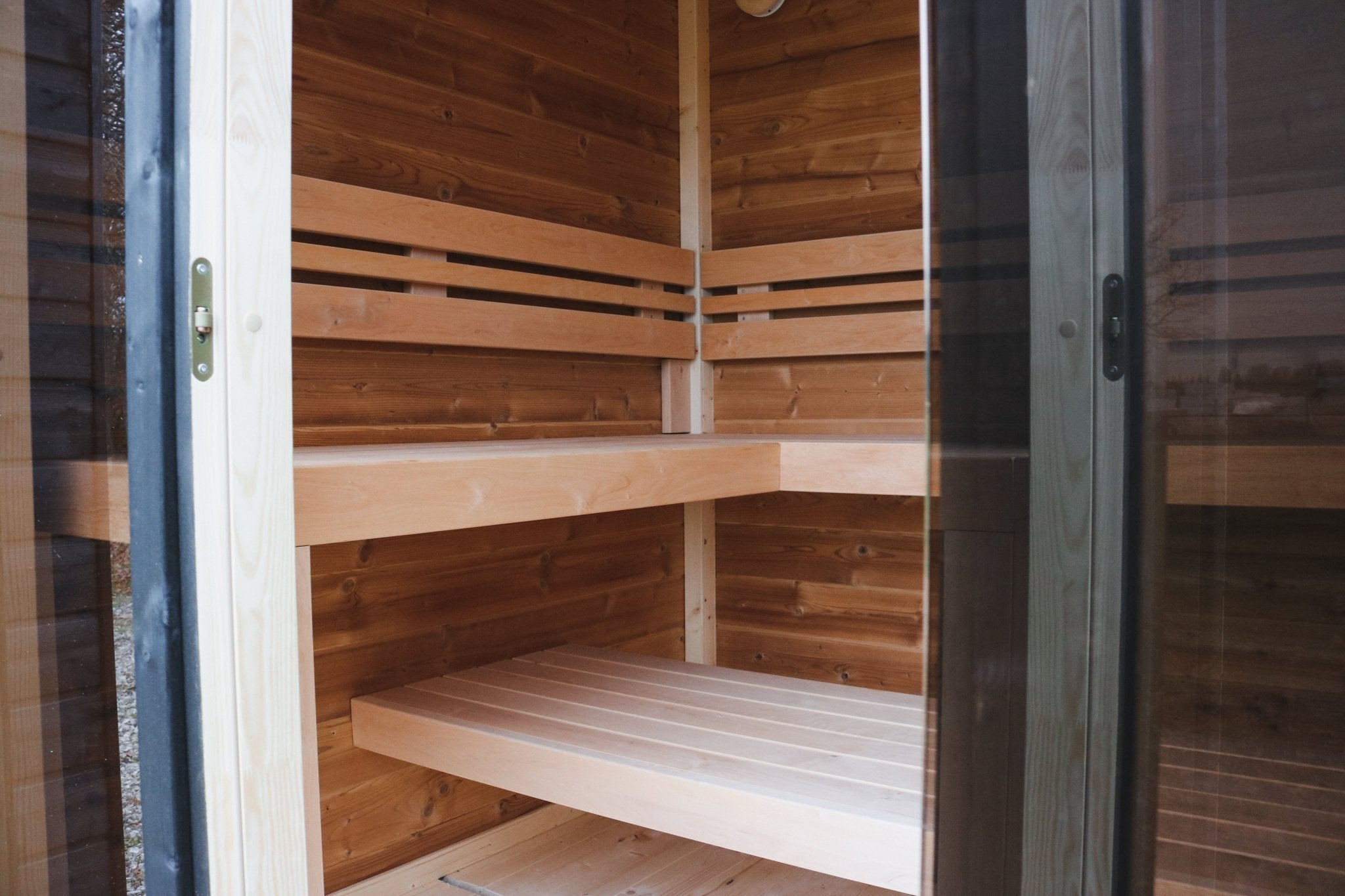 Leil Patio XS 4 Person Outdoor Sauna - NW Immersion