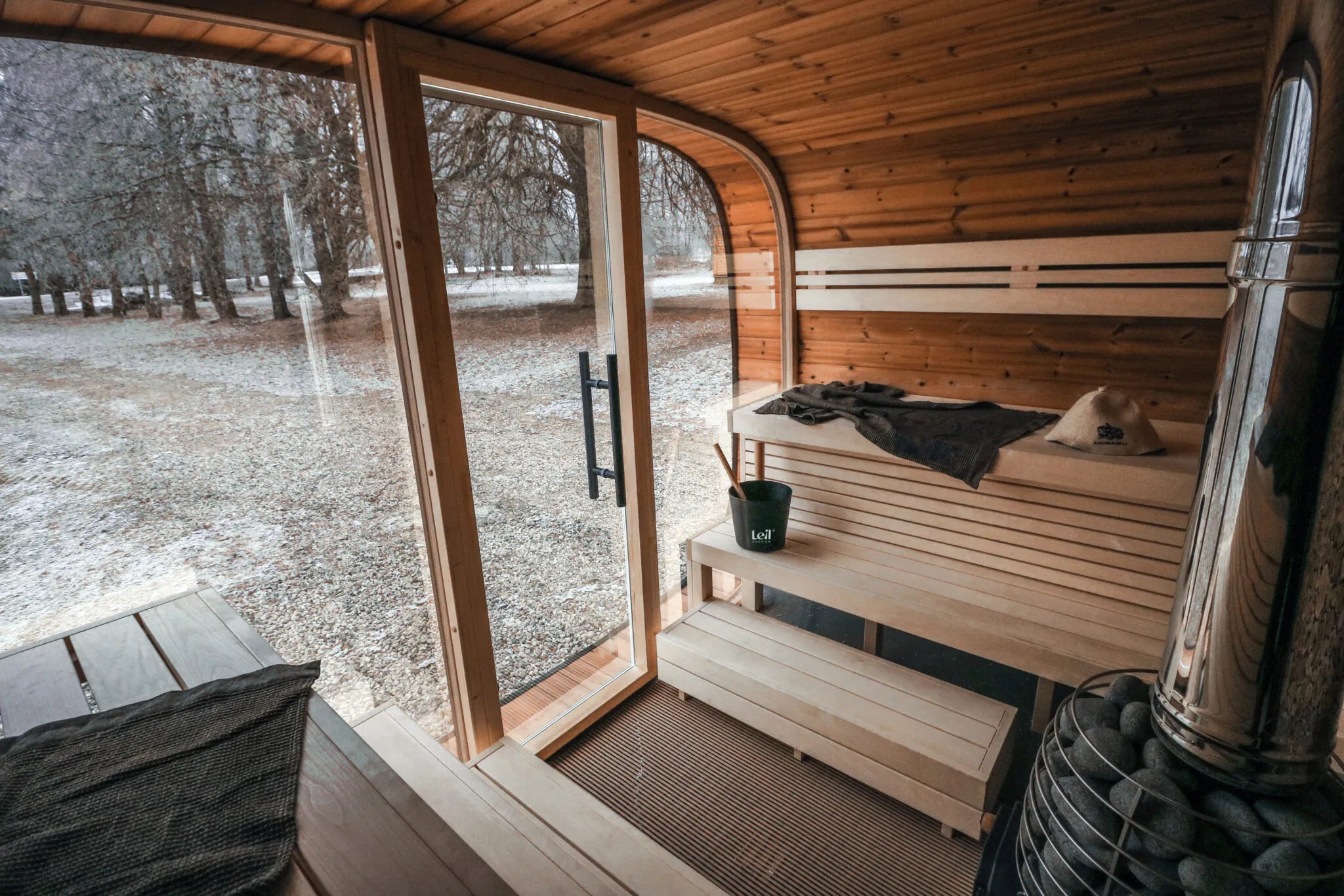 Leil Saunas Round Cube Single, 6 - 8 Person Outdoor Sauna - NW Immersion