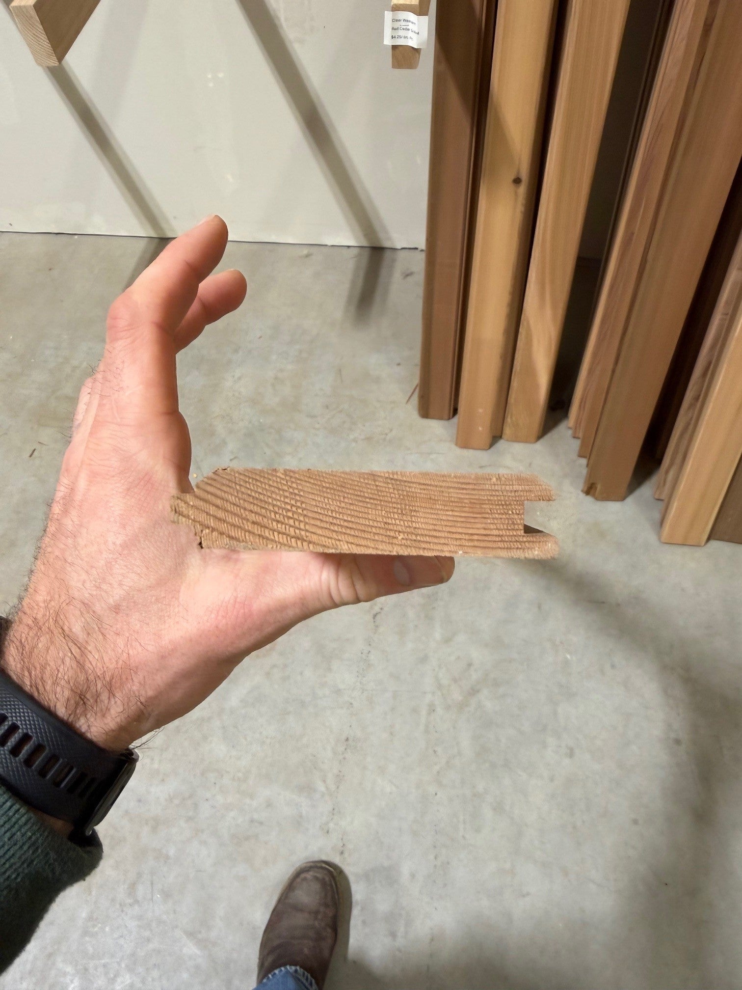 Western Red Cedar Kiln Dried Clear MG Tongue and Groove — product photo (4)