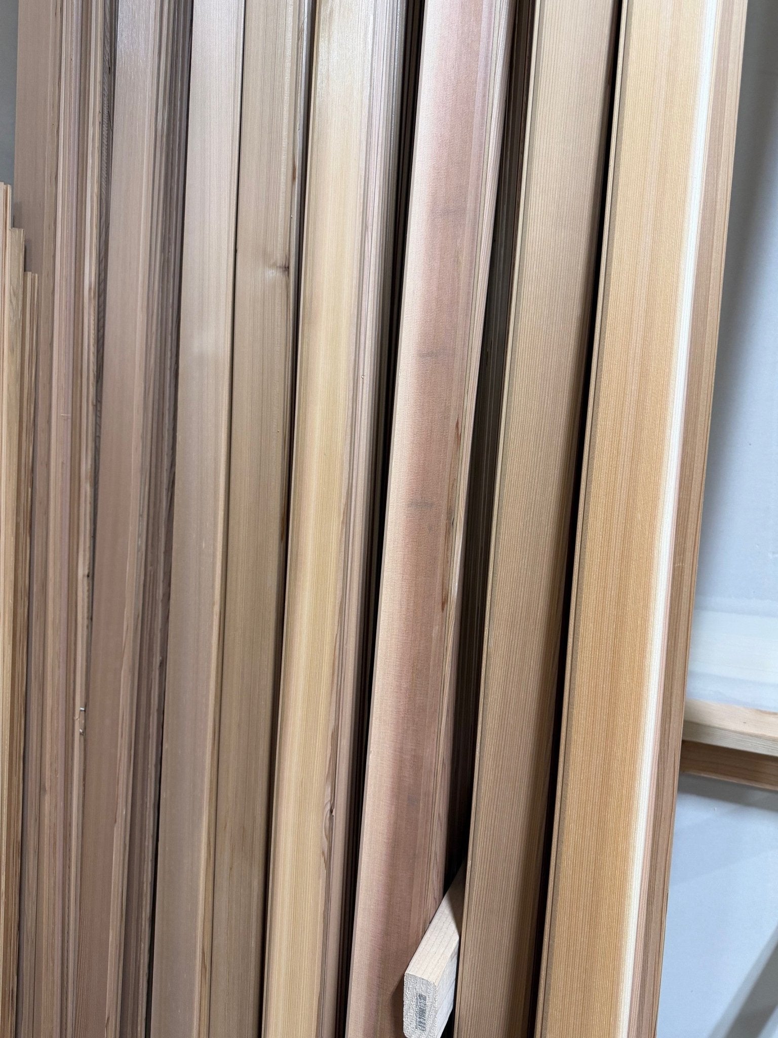 Western Red Cedar Kiln Dried Clear MG Tongue and Groove — product photo (6)
