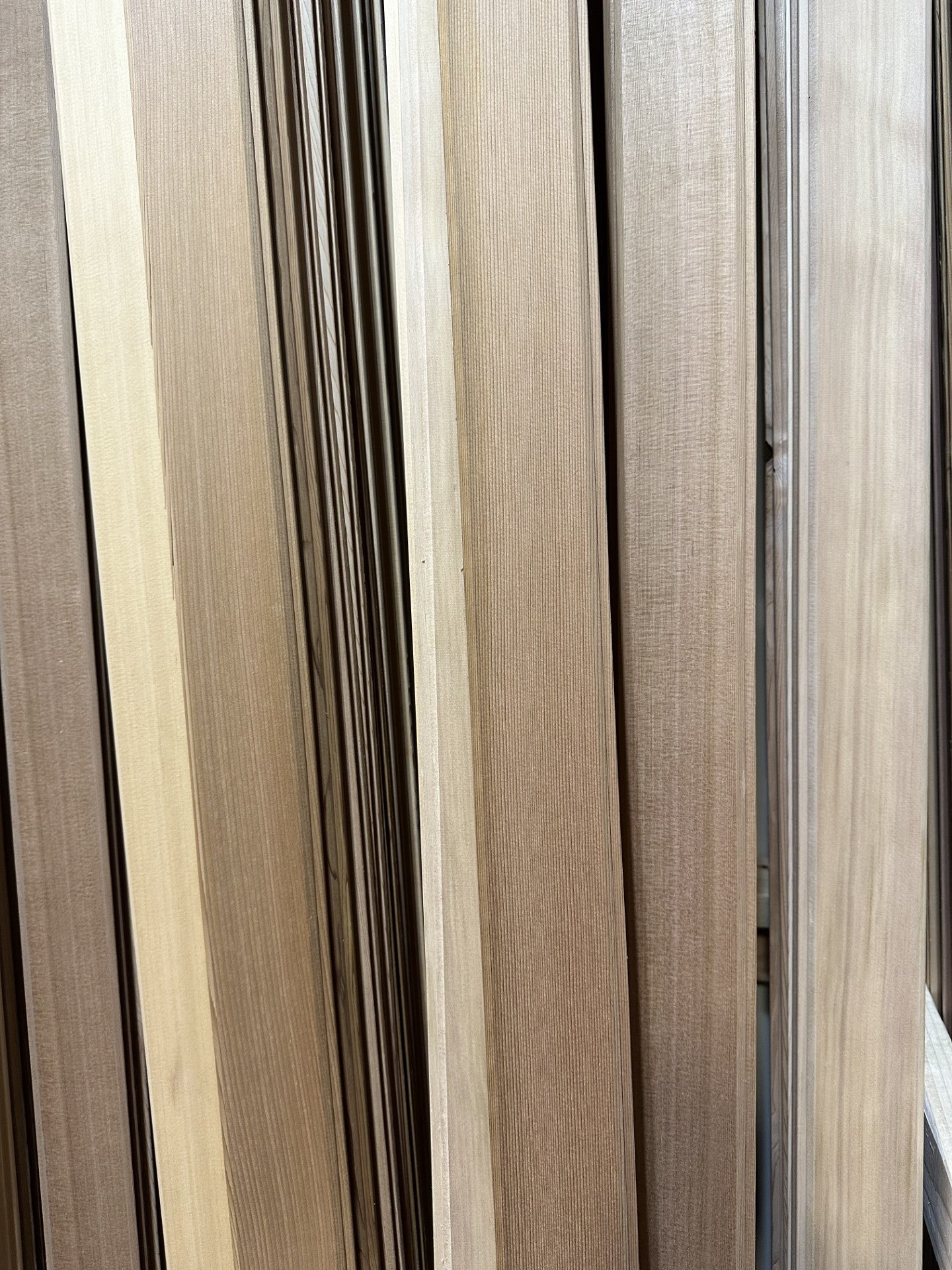Western Red Cedar Kiln Dried Clear MG Tongue and Groove — edge and profile detail (5)